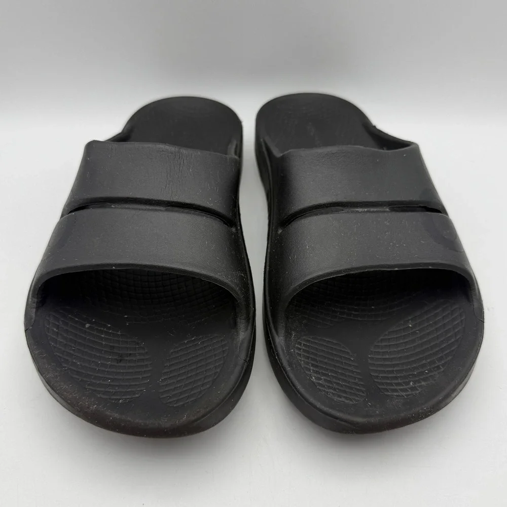 OOFOS OOahh Slide Sandals‎ Unisex Men 9 Women 11 Black Recovery Comfort Shoe